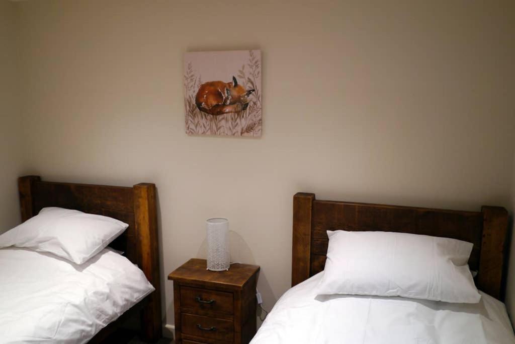 The Den Apartment Frome Exterior photo